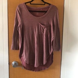 Three quarter sleeve top